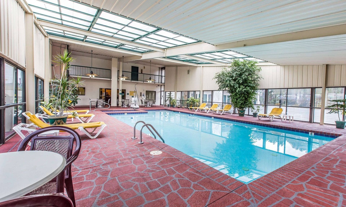 Tifton Hotel | Quality Inn Tifton