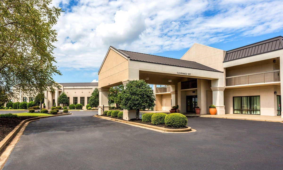 Union City Hotel | Quality Inn Union City US 51