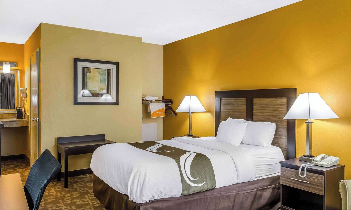 Troy Hotel | Quality Inn University Area