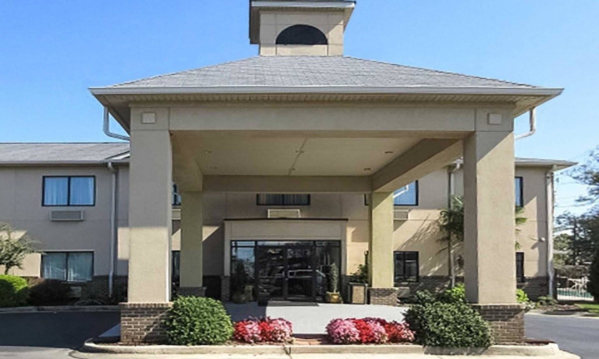 Winder Hotel | Quality Inn Winder