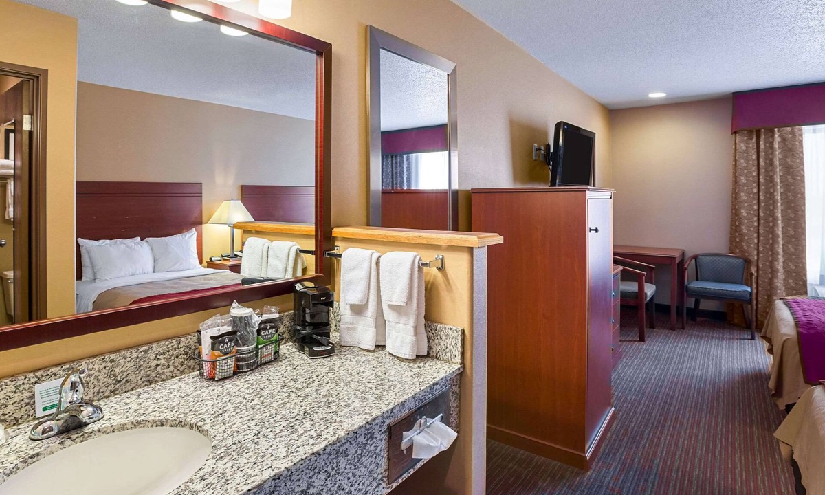 York Hotel | Quality Inn York