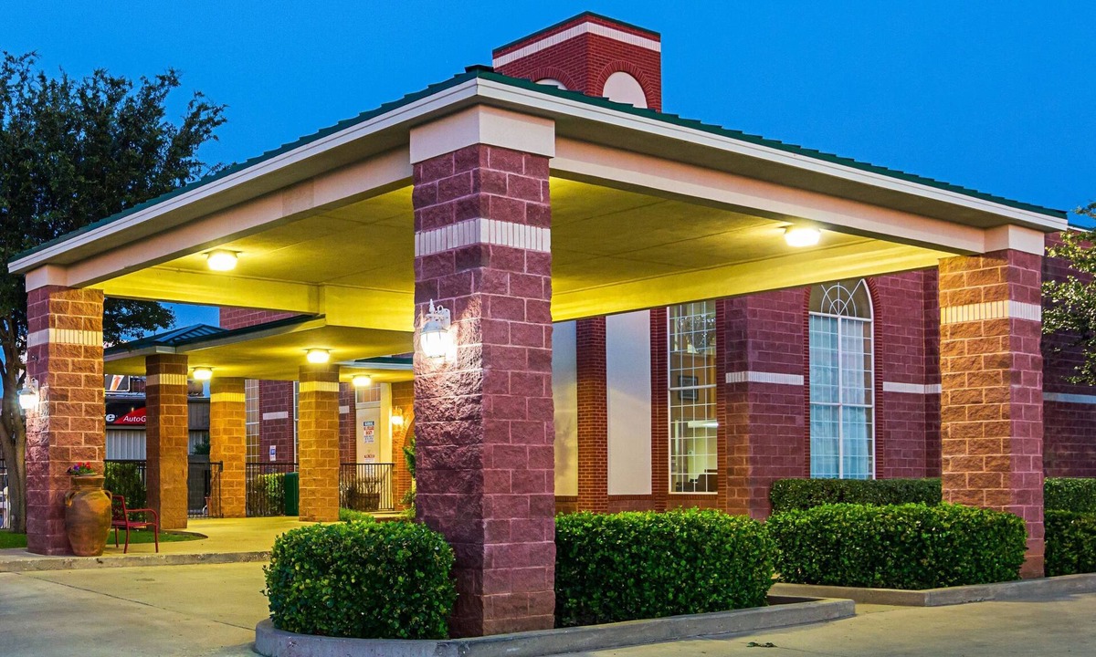 Lubbock Hotel | Quality Suites Lubbock Southwest