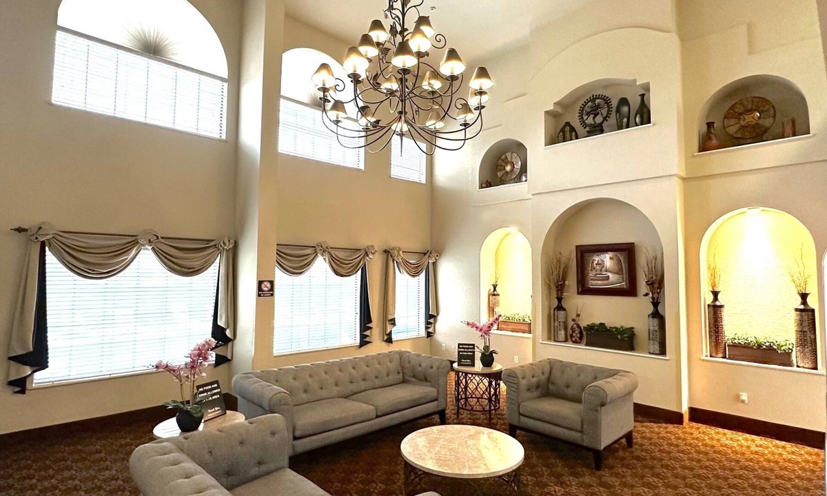 San Antonio Hotel | Quality Suites San Antonio Brooks City Base