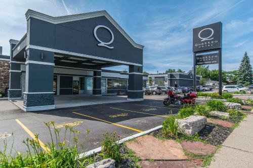 Sault Ste. Marie Hotel | Quattro Hotel & Conf Centre, an Ascend Collection Hotel