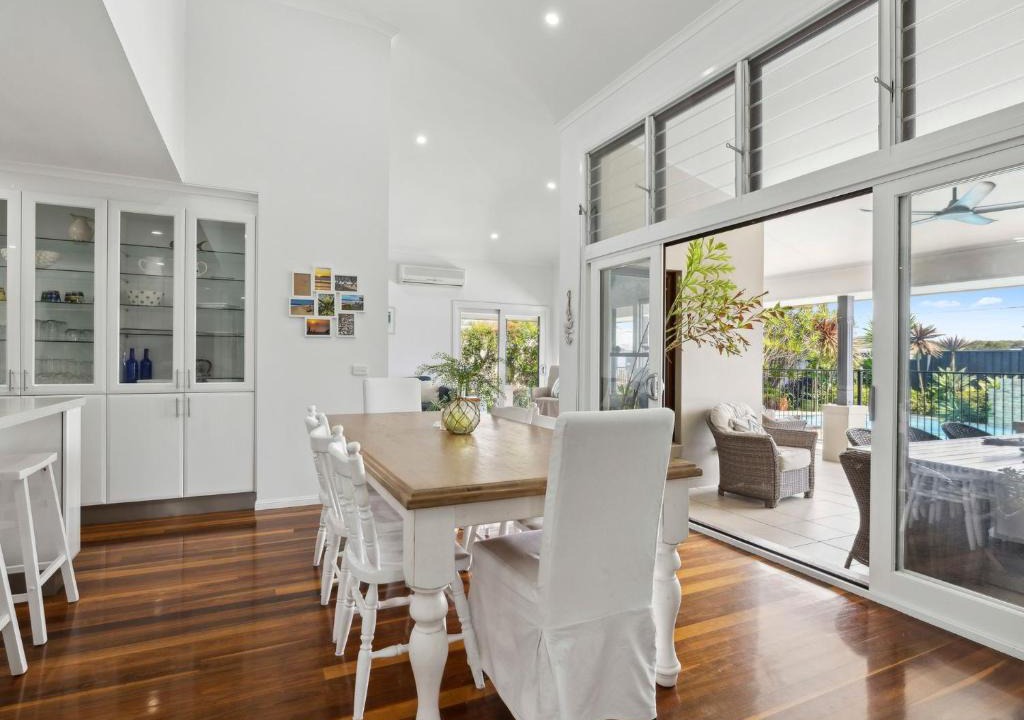 Safety Beach House | Quay-Largo