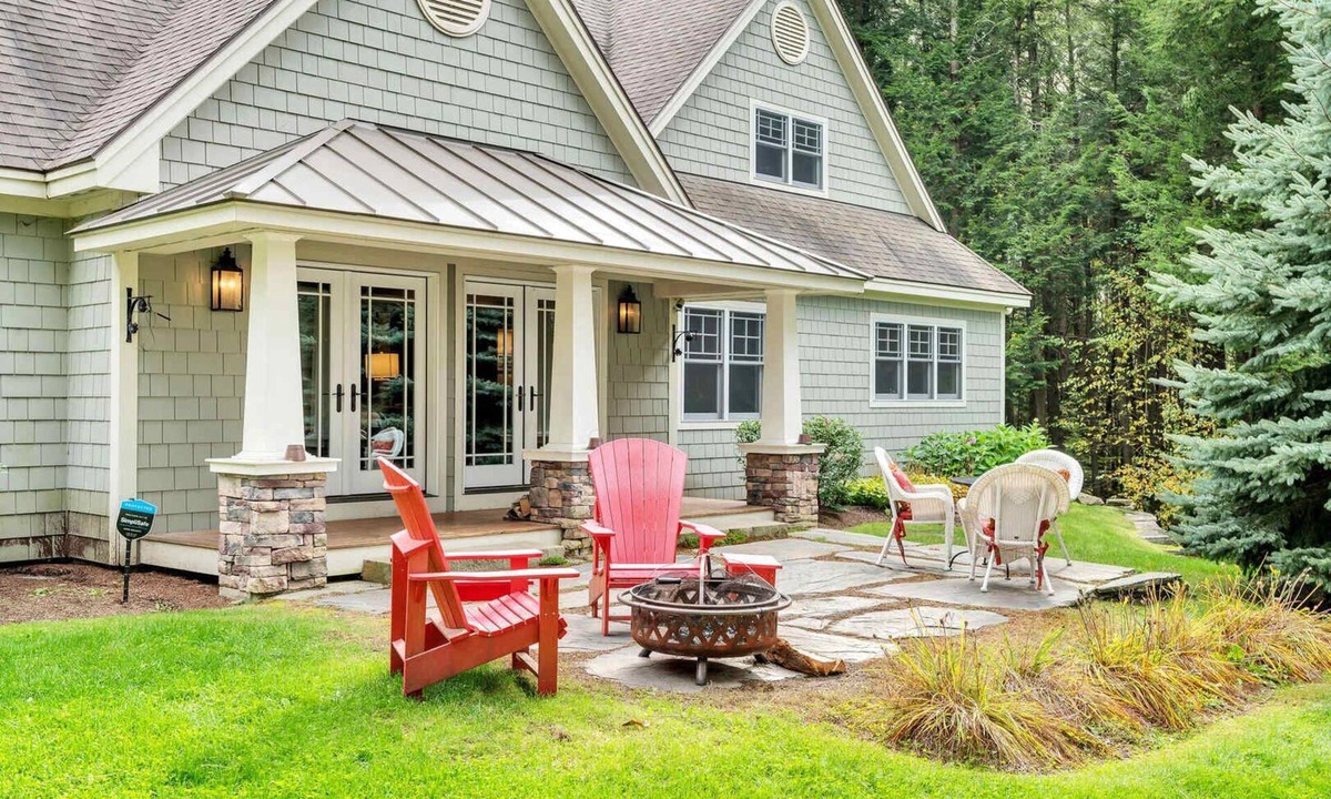 Quechee House | Quechee Club, Hot Tub & Sauna - Fairbanks Haven