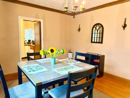 Downtown Syracuse House | Queen Bed Shared Common Space Carrier Dome SU Hospitals