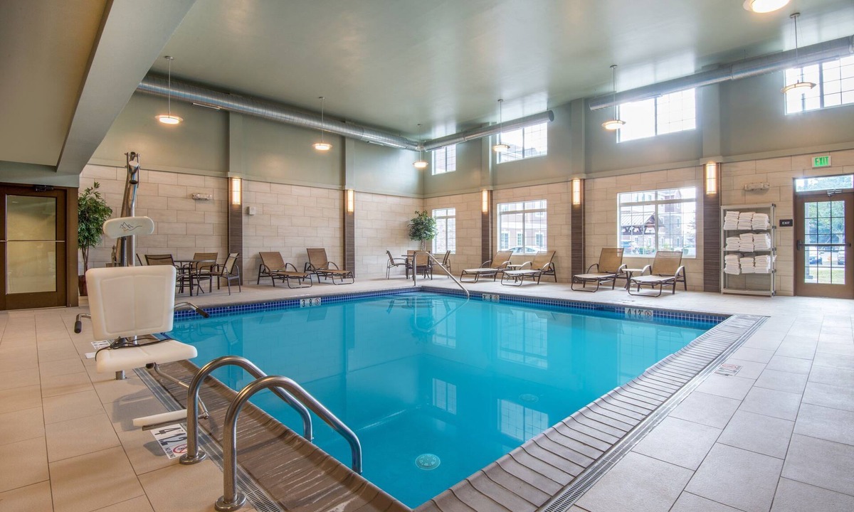 East Texas Apartment | Queen Studio | Free Breakfast + Indoor Pool