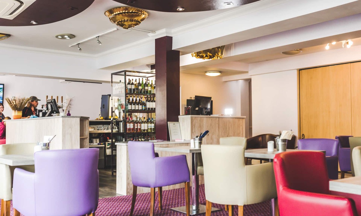 Peterborough Hotel | Queensgate Hotel