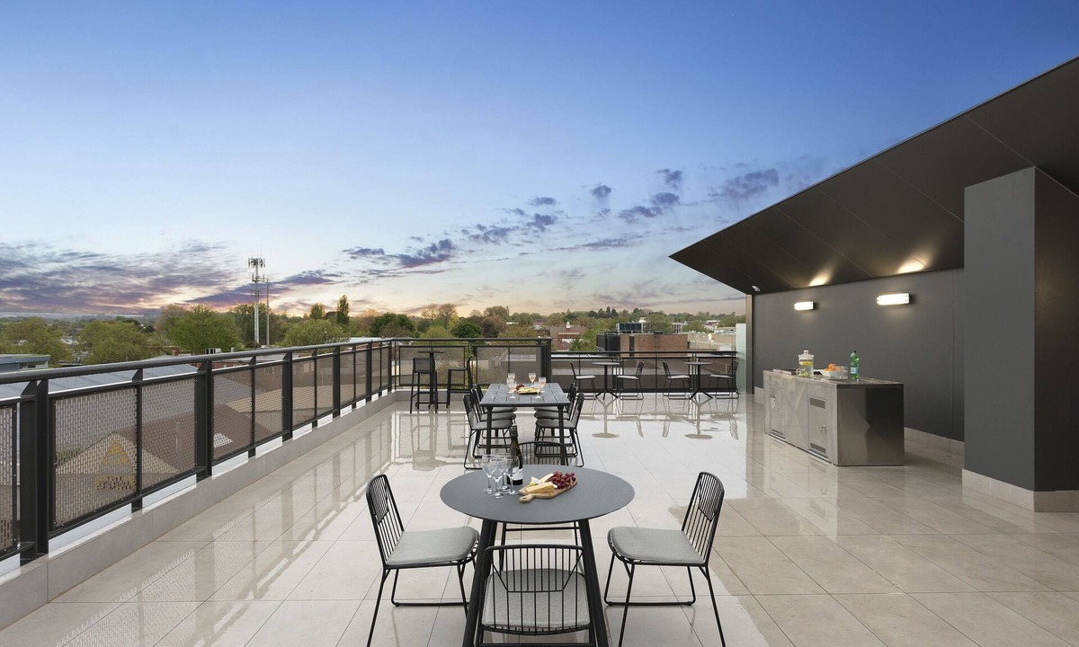 Orange Hotel | Quest Orange