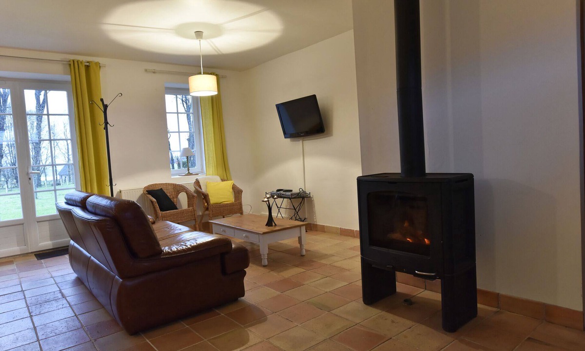 Saint-Sauveur-d'Emalleville Cottage | Quiet cottage in the countryside