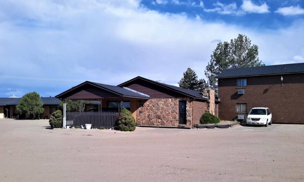 Cheyenne Wells House | Quick Getaway! Pets are Allowed, Free Parking, Near Smoky River Golf Course