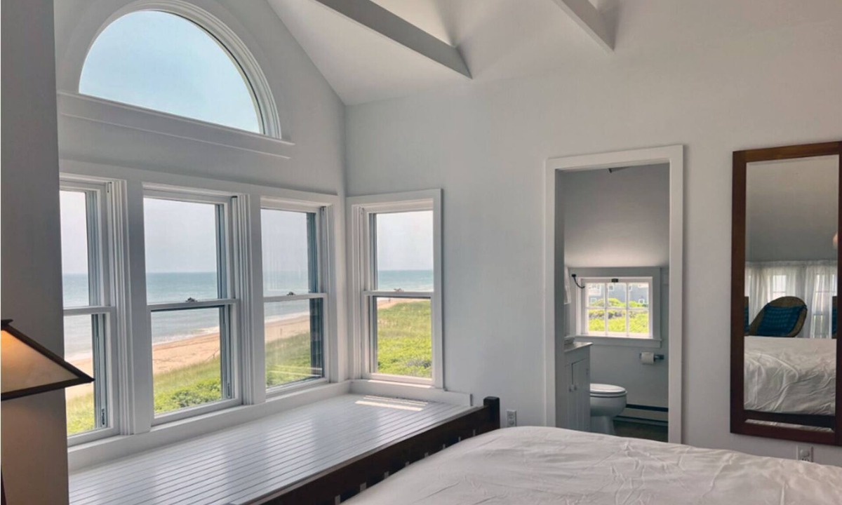 Quidnet House | Quidnet Waterfront with Private Beachfront. Magnificent Sunrise and sunsetsi