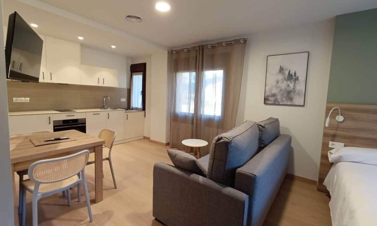Santa Liestra y San Quilez Apartment | Quiet study AT5