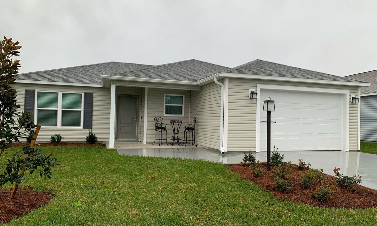 Okahumpka Cottage | Quiet 2 BD/2BA cottage