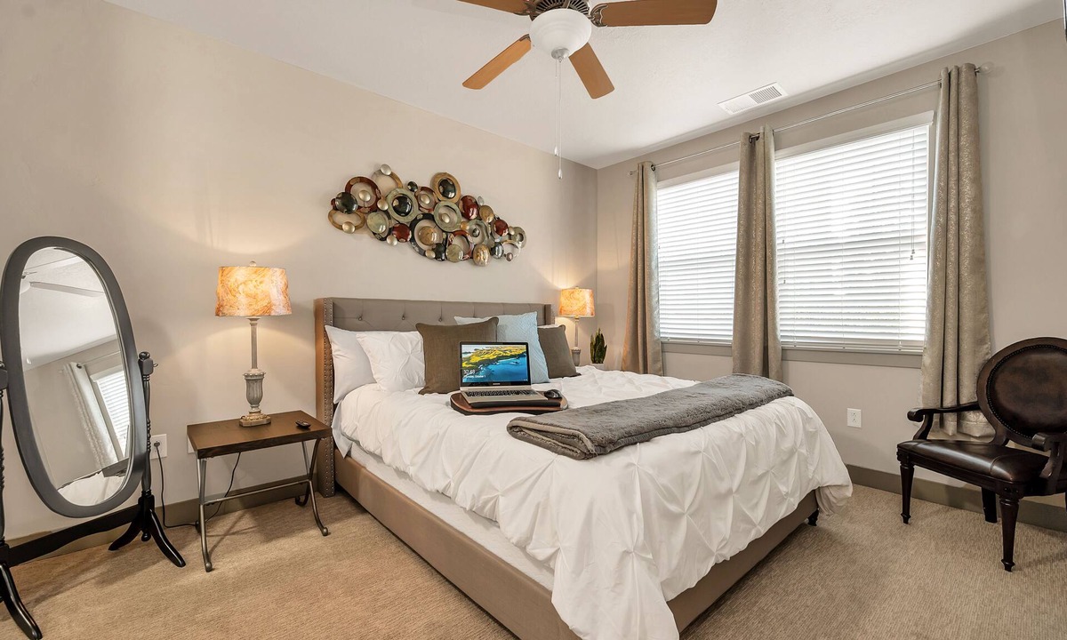 South Jordan Apartment | Quiet 2BR/2BA Getaway Near Trails, Parks & Summer Adventures–Spacious 1,300 SqFt