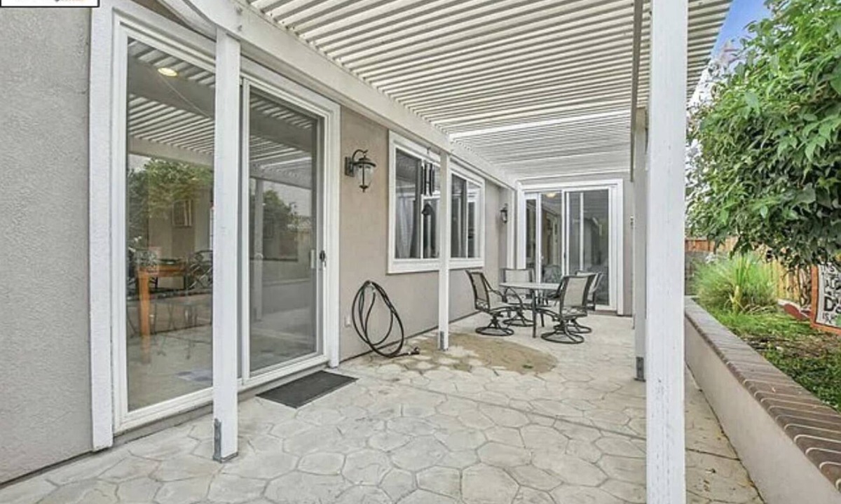 Pittsburg House | Quiet 3BA/2BA beautiful home with full kitchen