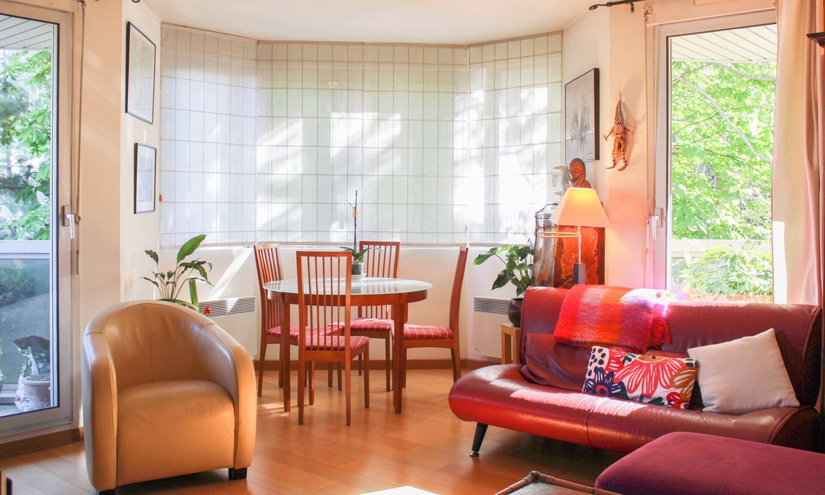 Quartier de la Salpetriere Apartment | Quiet 86m² apt with balconies & parking