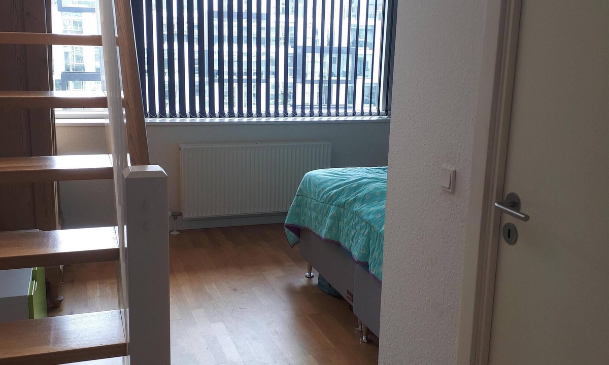 Amager Apartment | Quiet and sunny top floor apartment