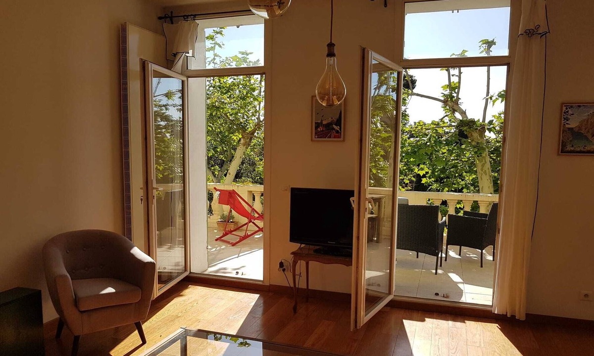 7th Arrondissement Apartment | Quiet apartment close to the beach and tourist attractions