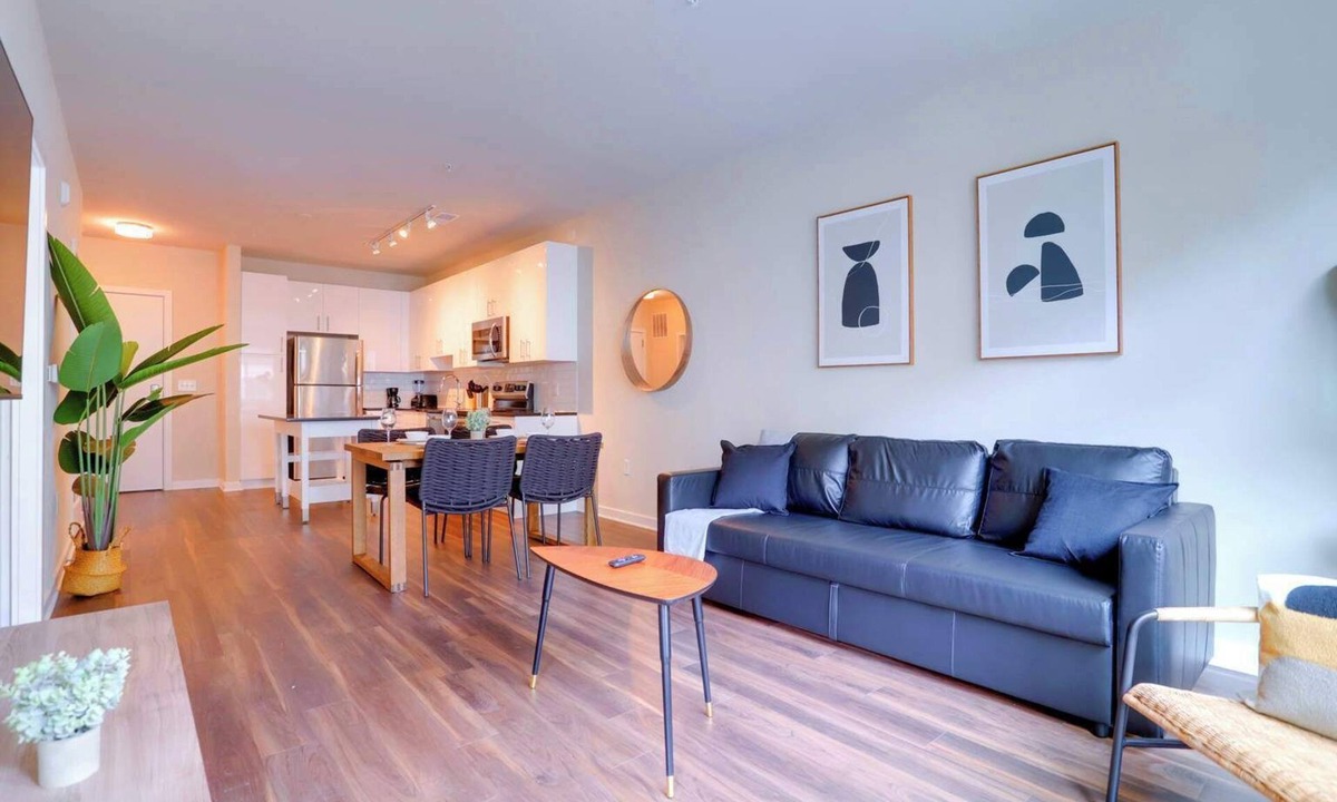 Groveton Apartment | Quiet Apartment with Amazing Amenities @Alexandria