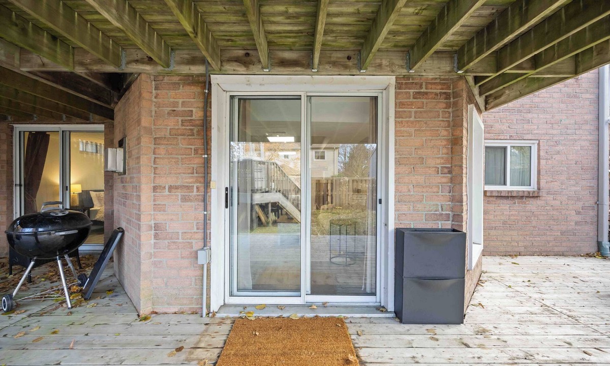Aurora Apartment | Quiet Aurora Executive Suite - 2BR with Separate Entry