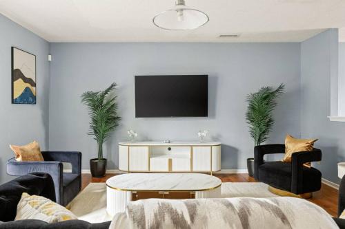 Cartersburg House | Quiet Avon Retreat