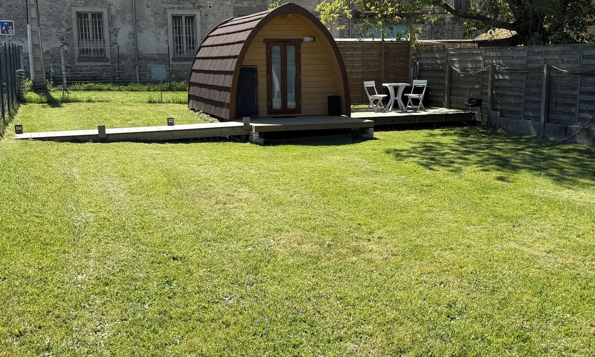 Oncy-sur-Ecole Cabin | Quiet cabin in the Fontainebleau forest