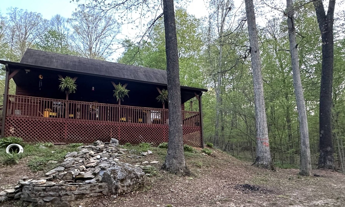 Bradford Cabin | Quiet cabin