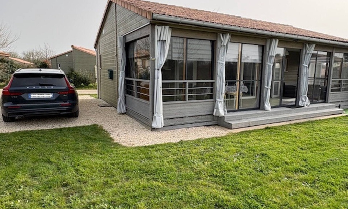 La Chapelle-Hermier Ski Chalet | Quiet chalet, AC and WIFI - 6 guests