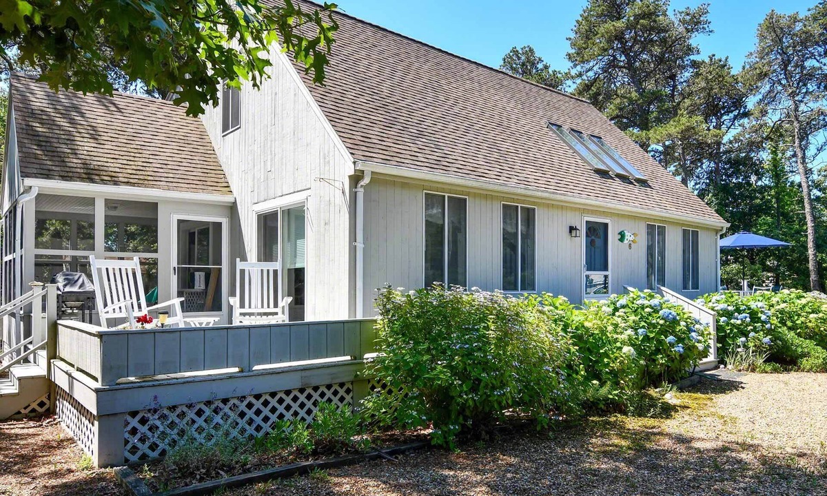 Katama House | Quiet Contemporary Cape In Katama