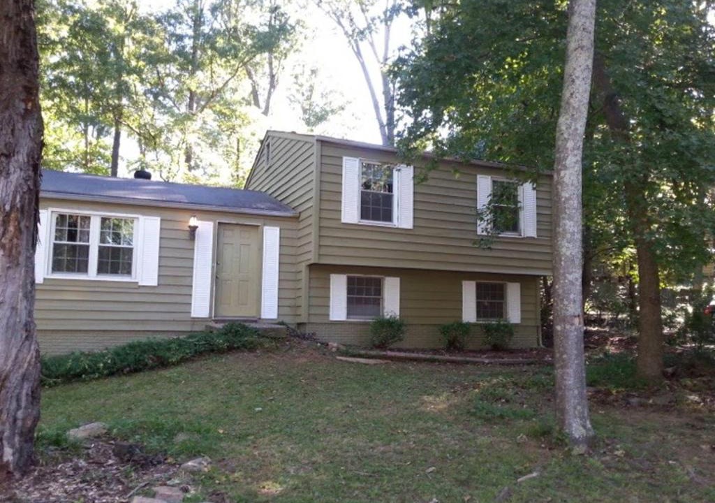 Stone Mountain House | Quiet & Convenient