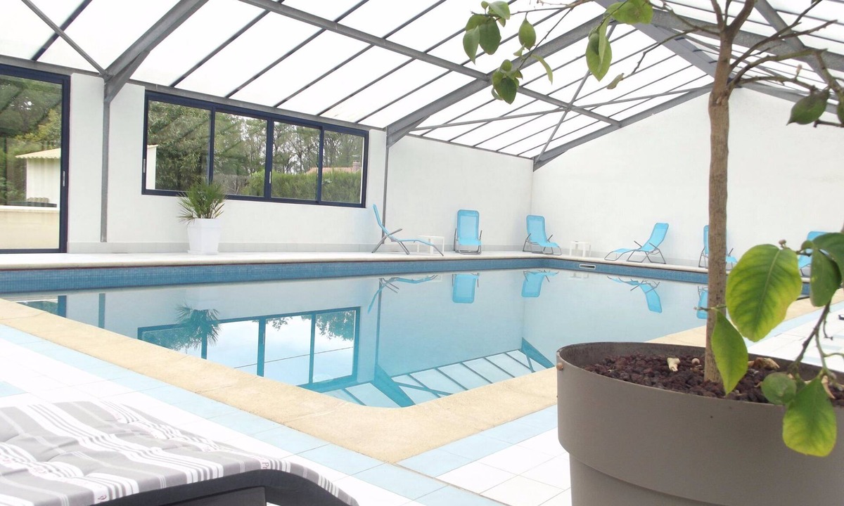 Conflans-sur-Anille House | Quiet cottage with private pool