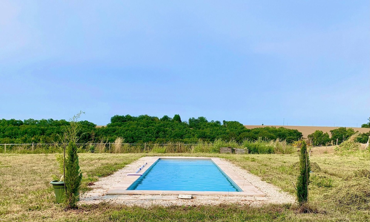 Bourg-de-Visa House | Quiet Cottage in a Renovated Stone House with Private Garden