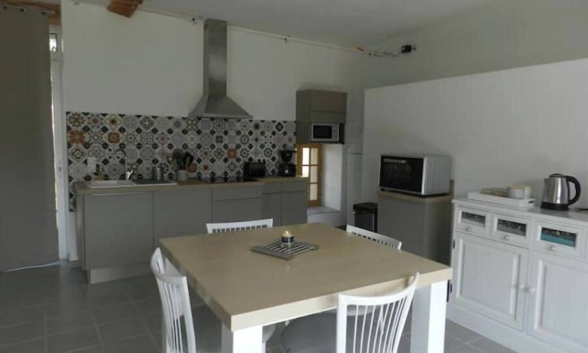 Segonzac Cottage | Quiet cottage in the countryside.