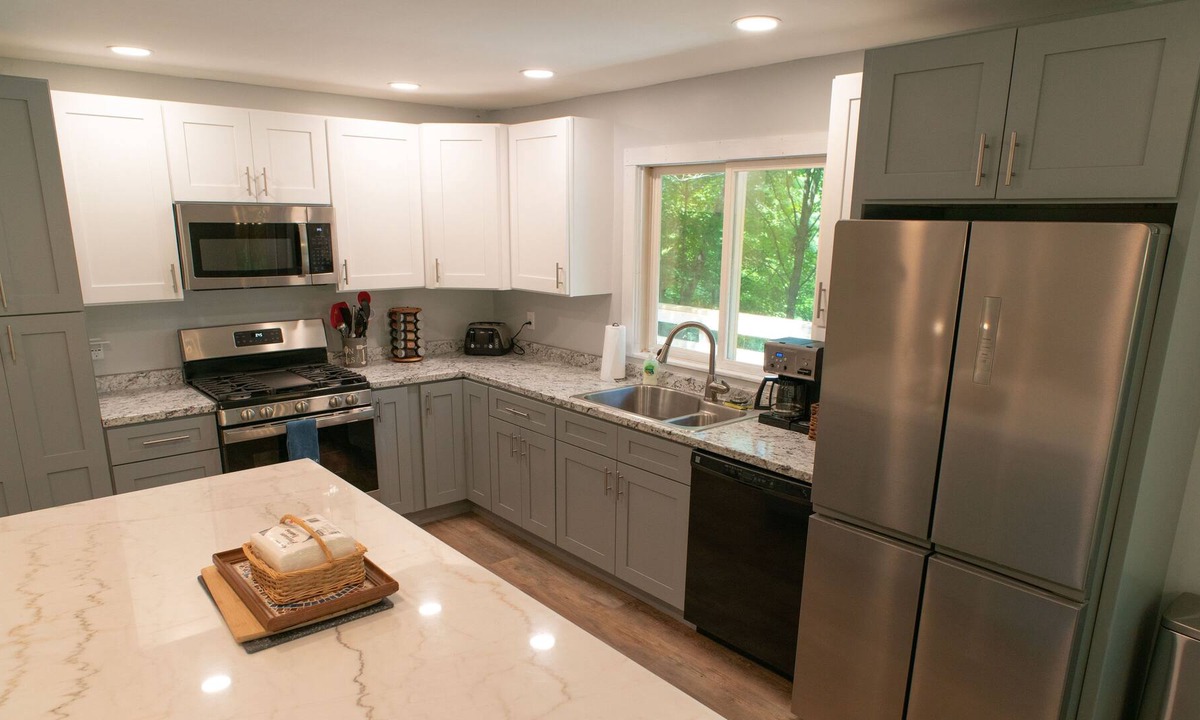Bellaire House | Quiet cottage in the woods, near Torch Lake, Shanty Creek Resort, and Short's.
