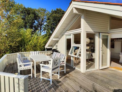 Bisserup House | Quiet Cottage Near Nature Water And Views