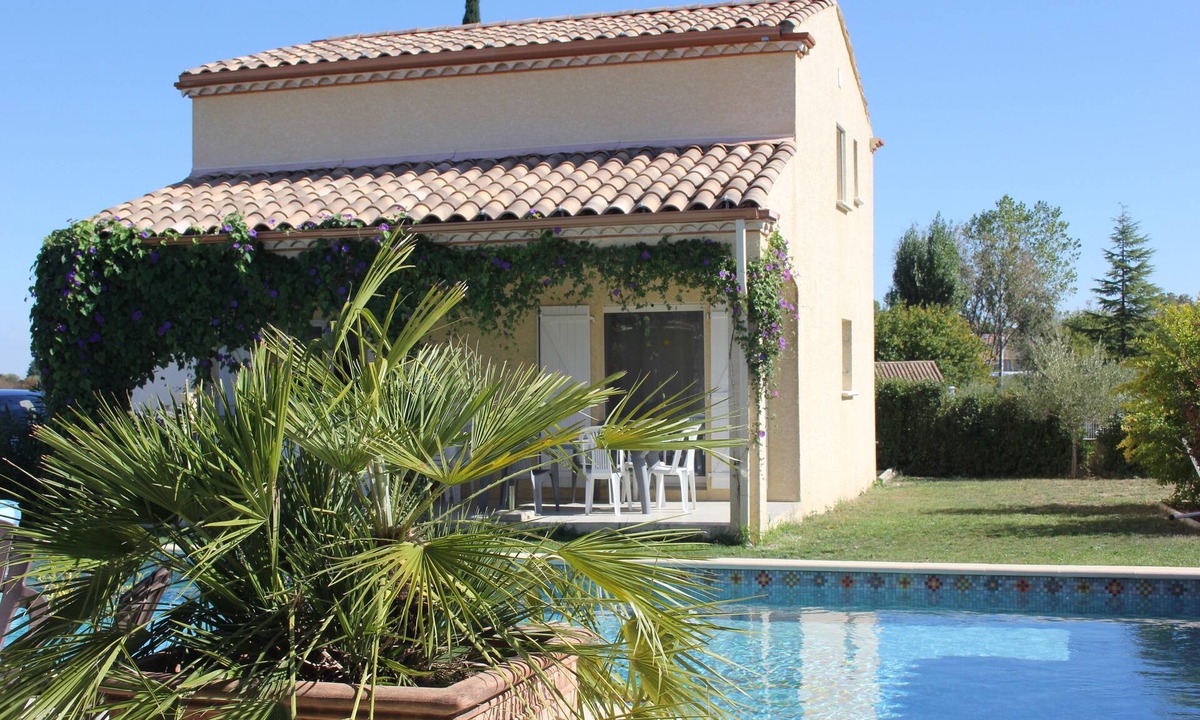 Saint-Jean-de-Cornies House | Quiet country house close to everything with air conditioning and 10 x 5 pool