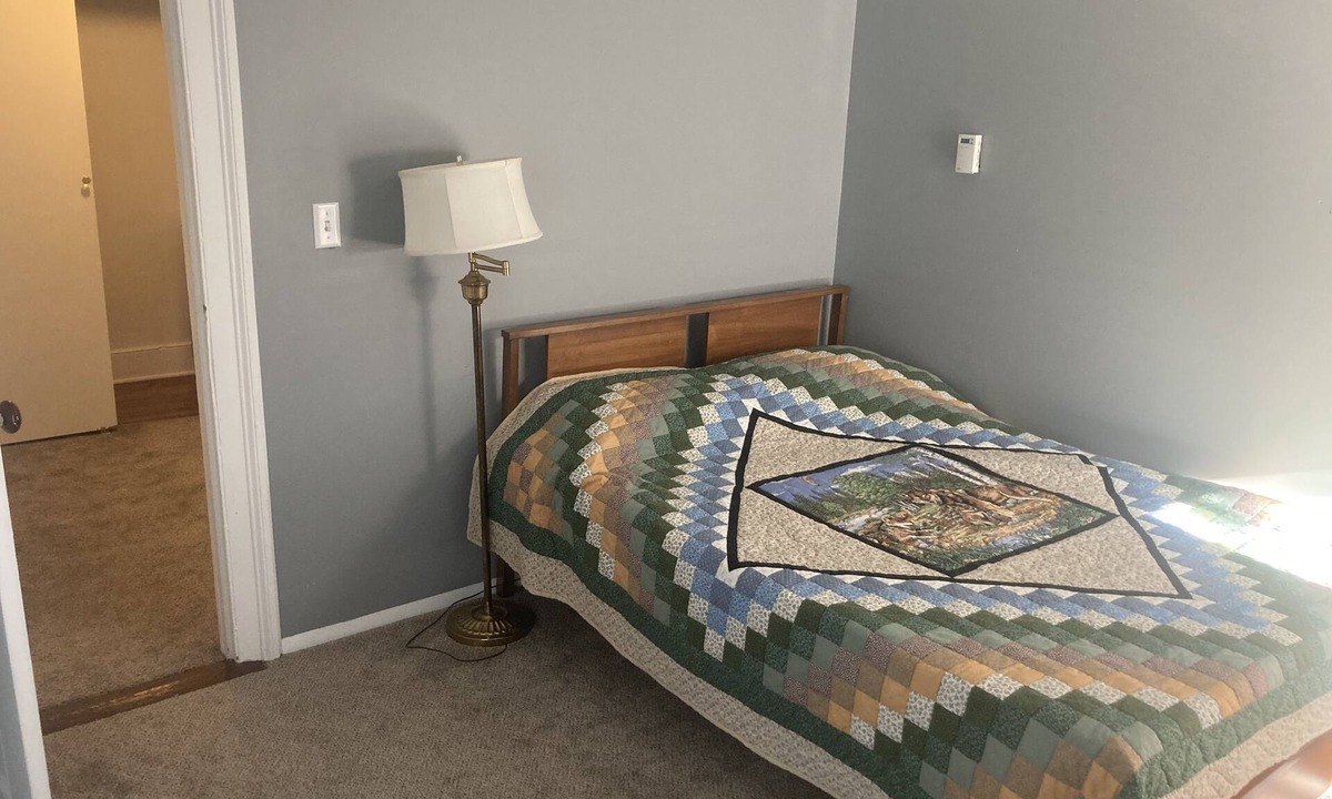 Newark Other | Quiet Country Apartment on a dead end road!