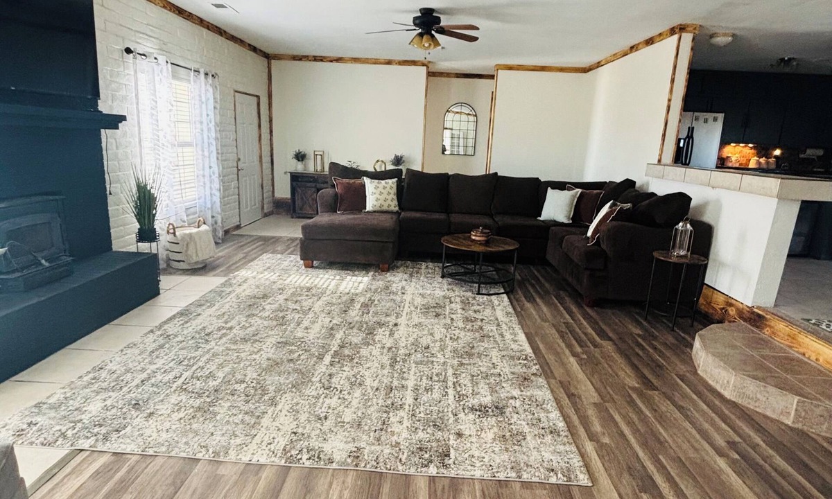Los Chaves House | Quiet Country Getaway ,quiet, and spacious getaway