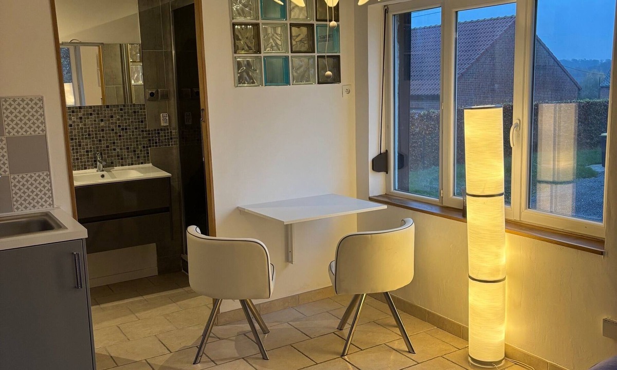 Bettrechies Apartment | Quiet country studio