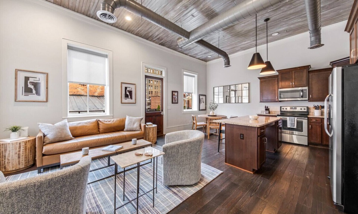 Macon Apartment | Quiet Downtown Loft | Walk to Dining & Coffee