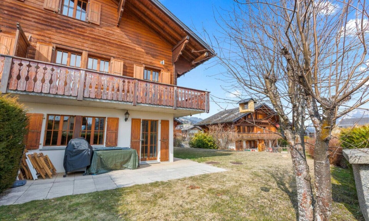 Leysin Ski Chalet | Quiet family cottage with magnificent view