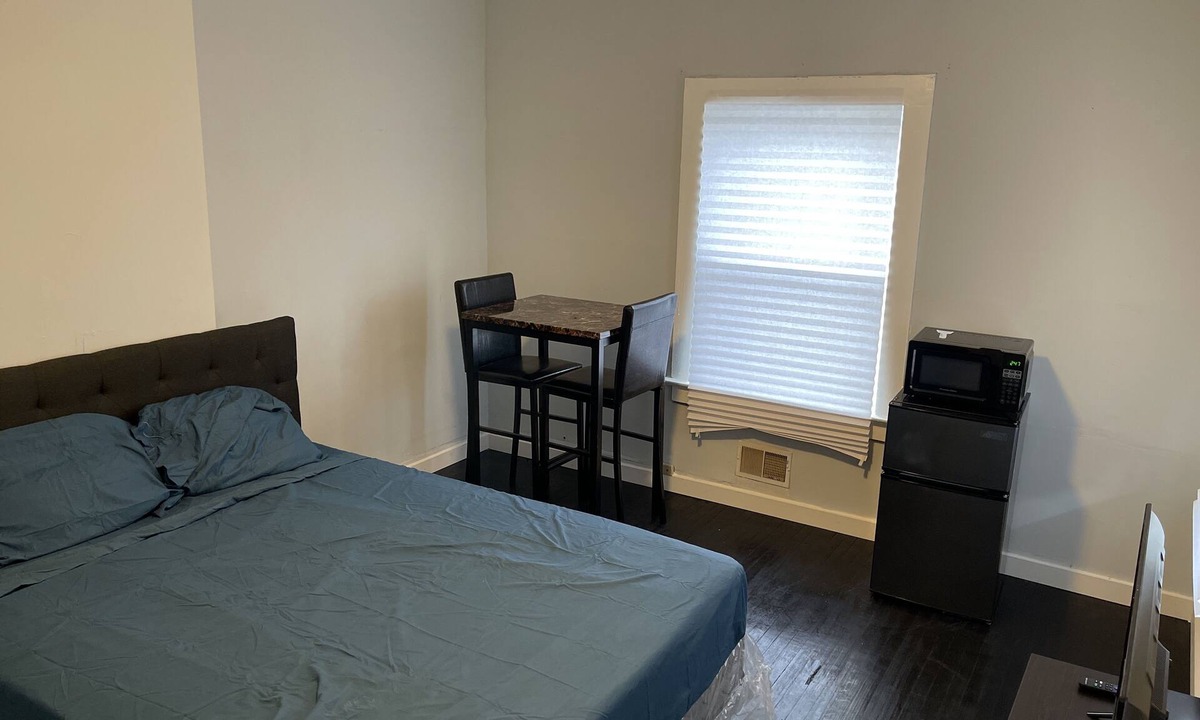 Orange House | Quiet getaway.