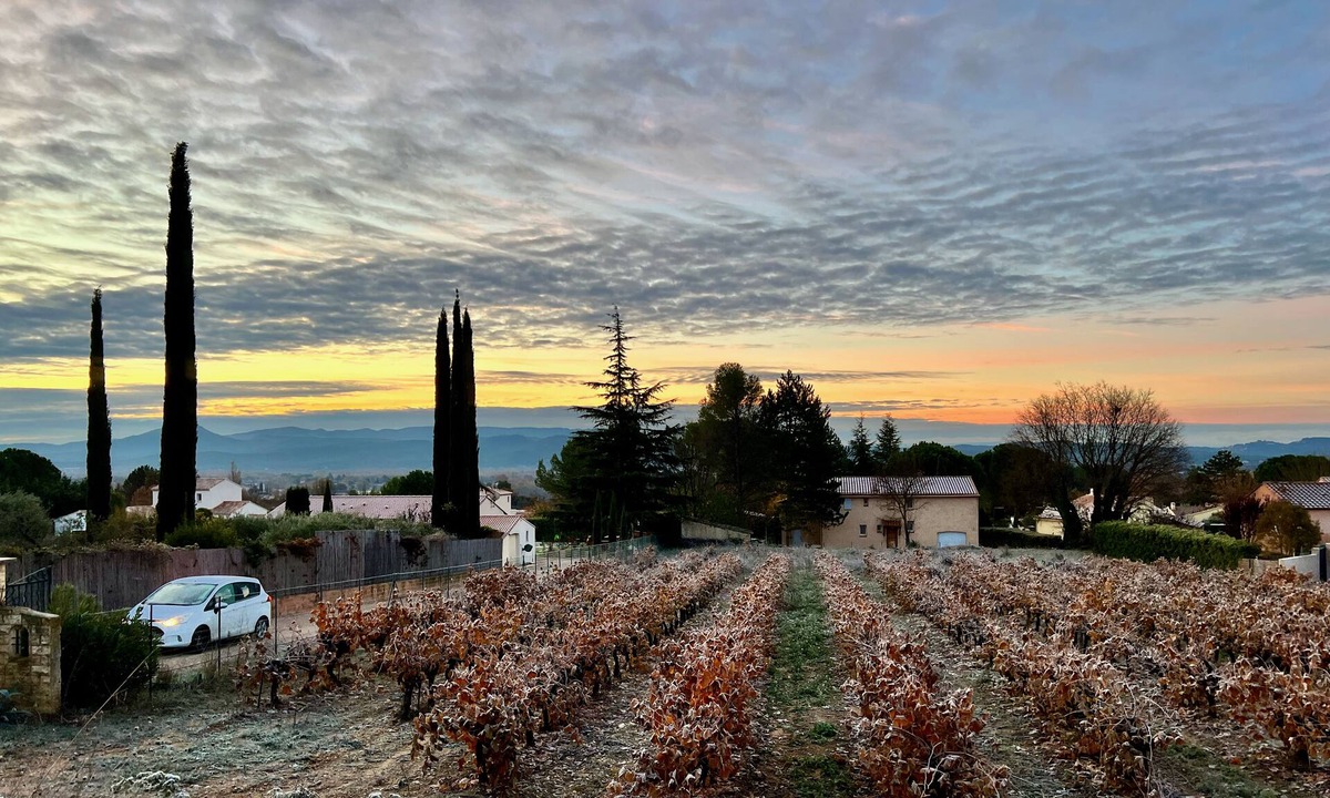 Pertuis Cottage | Quiet, gîte with secure swimming pool - Luberon