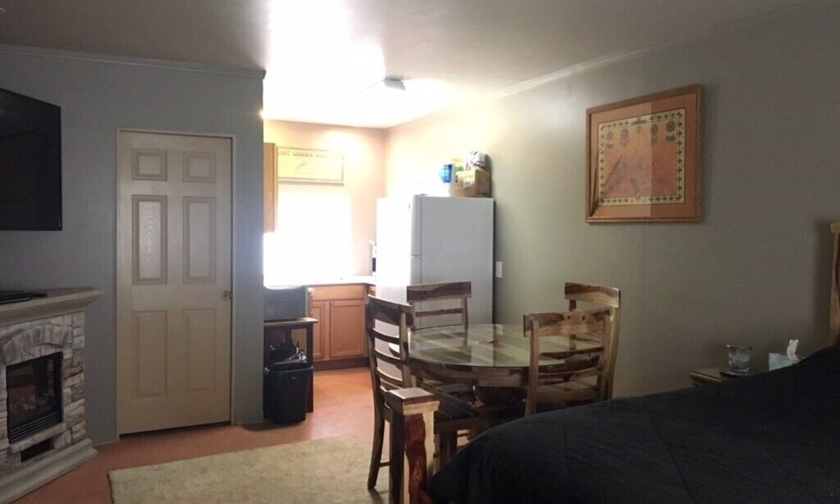 Fort Smith Apartment | Quiet hideout in Ft. Smith, MT