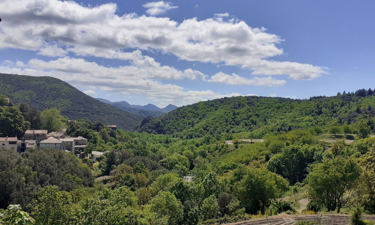 Mandagout Villa | QUIET HOUSE AND PLAYROOMS