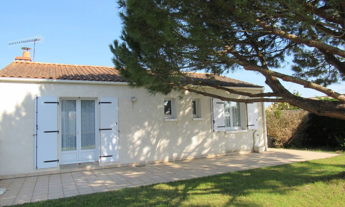 LʼAiguillon-sur-Mer House | Quiet house near beaches in L'Aiguillon