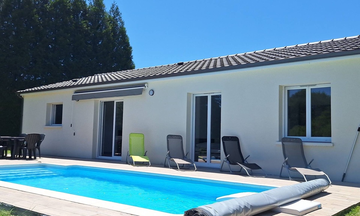 Piegut-Pluviers House | Quiet house in Périgord Vert with private pool