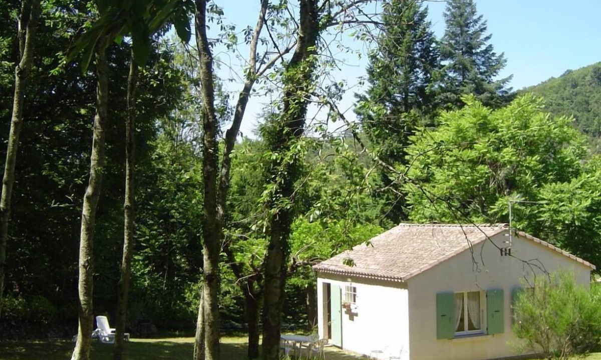 Pont-de-Labeaume House | QUIET HOUSE NEAR RIVER